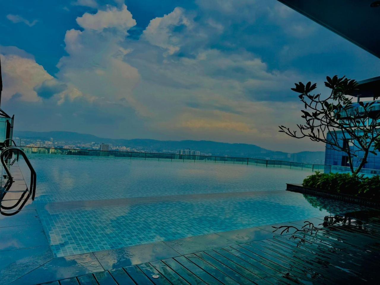 Crown Suites The Manor Klcc Kuala Lumpur City Center Екстер'єр фото